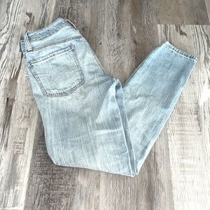 American eagle ripped jeans